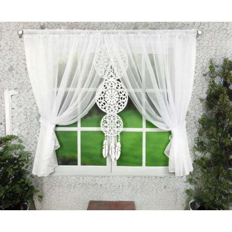 Sada: bílá voálová záclona 400x150 cm a dekorativní panel s motivem lapače snů