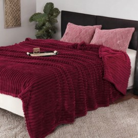 Vínová deka s 3D proužky