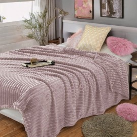 Růžová deka s 3D proužky