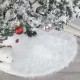 Huňatá podložka pod vánoční stromek - bílá